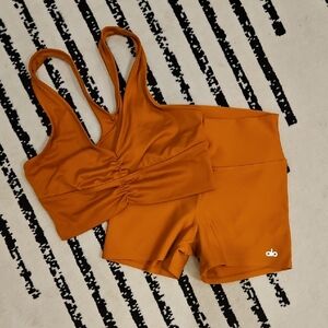 Alo Yoga Set